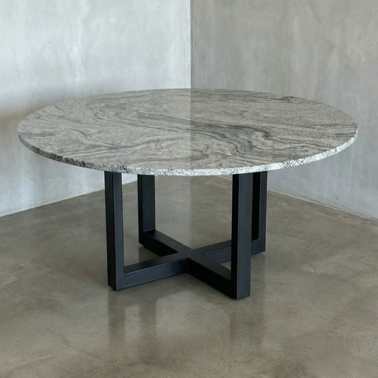 Mesa Boreal - 8 Personas