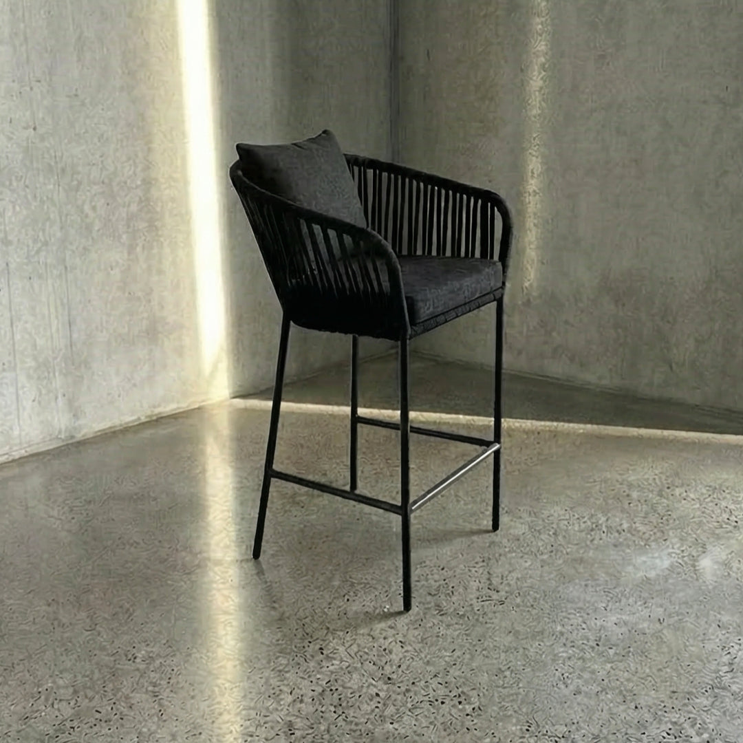 Banco Tejido estilo Capri Negro